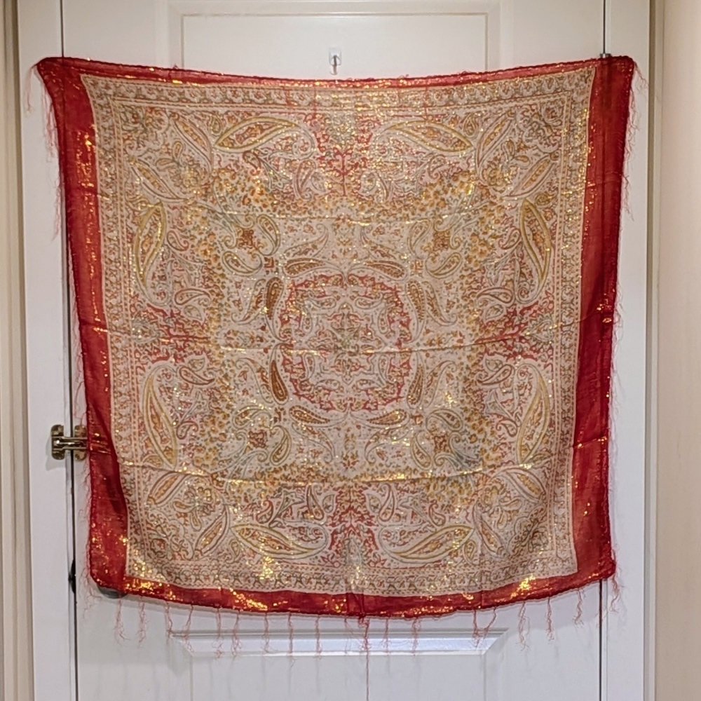 NWOT Beckwoman 37"x39" Gold Metallic Indian Cotton Square Scarf - Picture 5 of 5